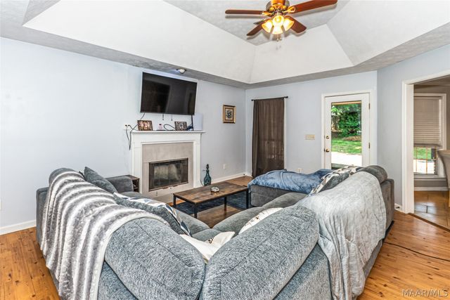 55 Honeysuckle Court, Wetumpka, AL 36093