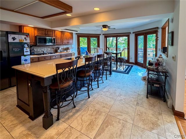 6125 Oakridge Road, Owasco, NY 13021