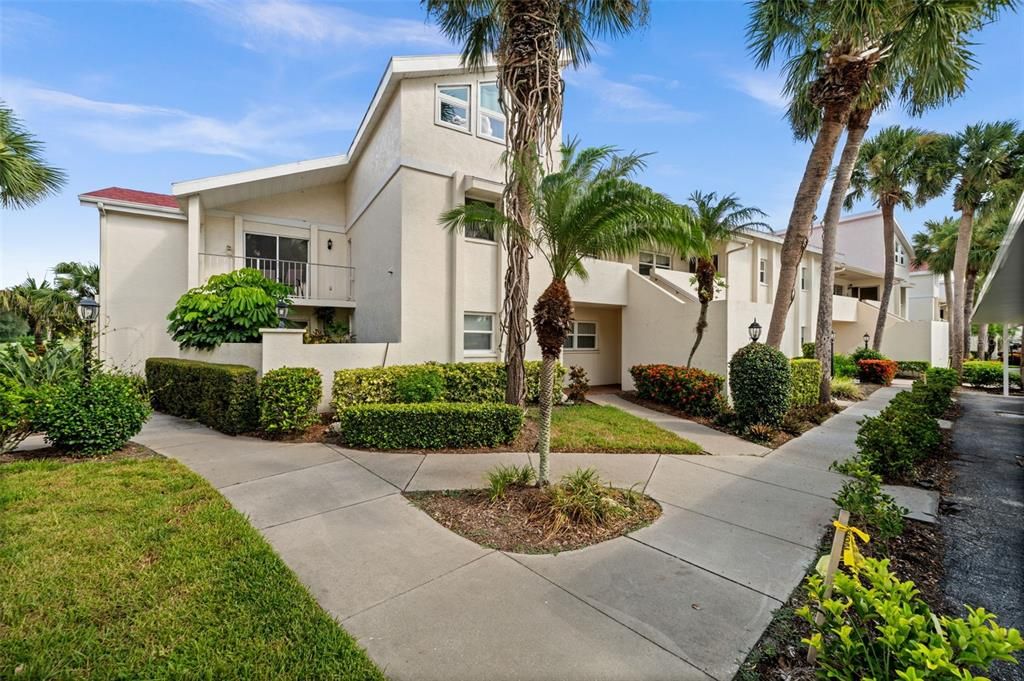 760 VILLAGE CIRCLE 109, Venice, FL 34292