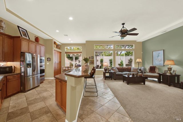 1315 Fullerton Dr, Fairfield, CA 94533