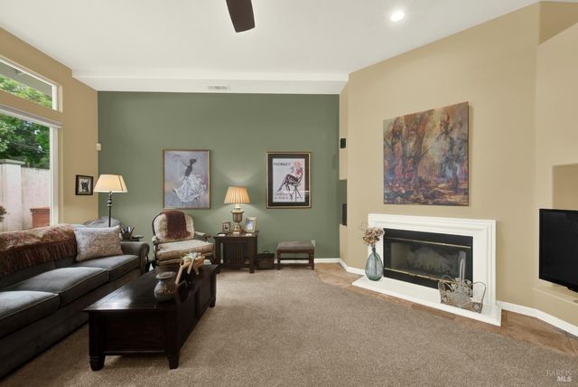 1315 Fullerton Dr, Fairfield, CA 94533