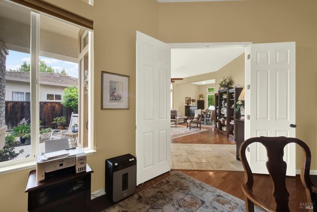 1315 Fullerton Dr, Fairfield, CA 94533