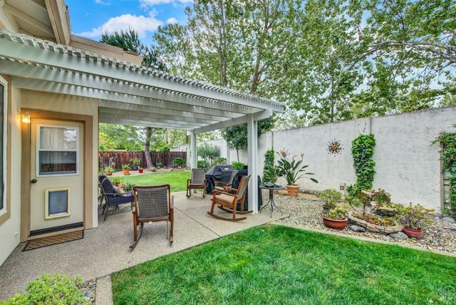 1315 Fullerton Dr, Fairfield, CA 94533