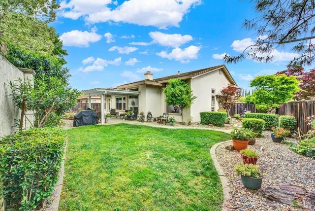 1315 Fullerton Dr, Fairfield, CA 94533