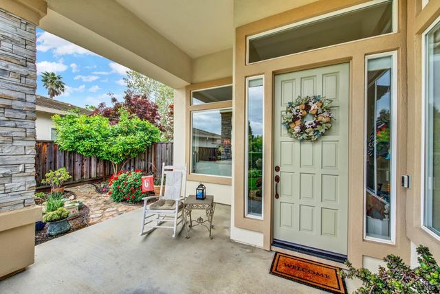 1315 Fullerton Dr, Fairfield, CA 94533