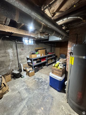 158 W 100 S, Moroni, UT 84646