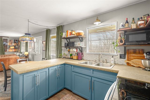 3 Sheneman Drive, Bella Vista, AR 72715