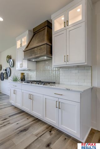 2713 S 224 Street, Omaha, NE 68022