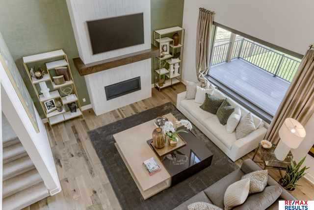 2713 S 224 Street, Omaha, NE 68022