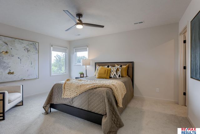 2713 S 224 Street, Omaha, NE 68022