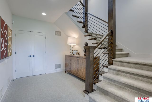 2713 S 224 Street, Omaha, NE 68022