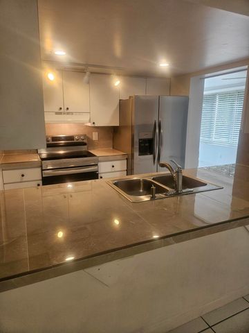 2141 SW 23RD Avenue, Fort Lauderdale, FL 33312