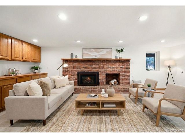 1920 W Arapahoe Rd, Littleton, CO 80120