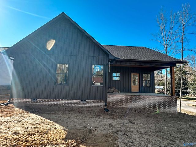 872 1st Way Ne, Arab, AL 35016