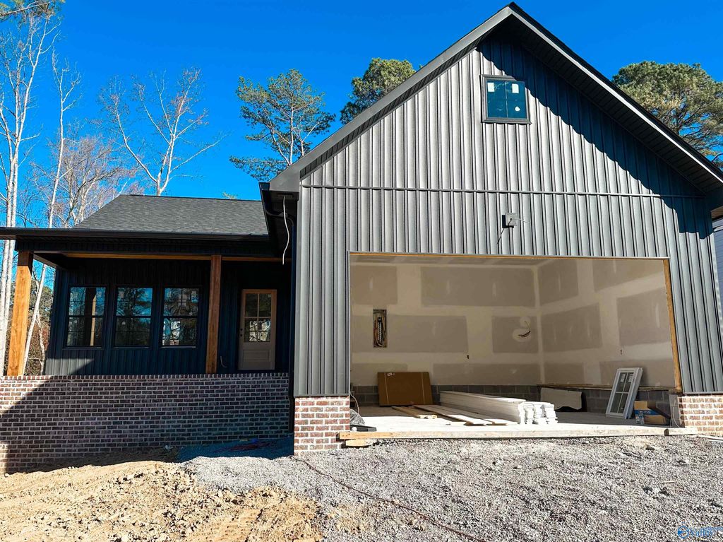 872 1st Way Ne, Arab, AL 35016