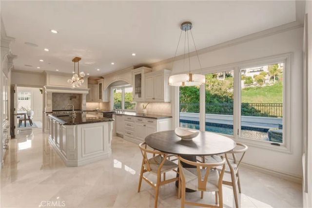 1400 Via Zumaya, Palos Verdes Estates, CA 90274