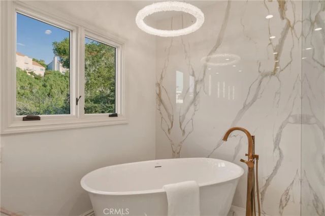 1400 Via Zumaya, Palos Verdes Estates, CA 90274