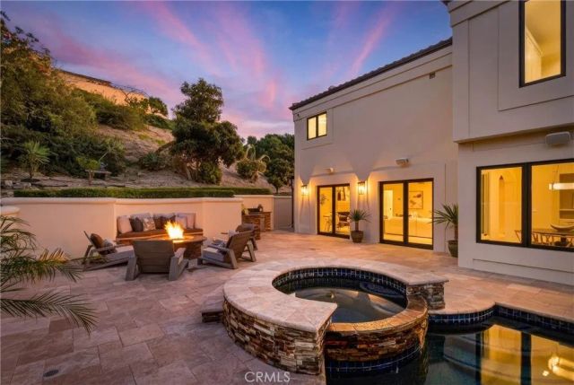 1400 Via Zumaya, Palos Verdes Estates, CA 90274