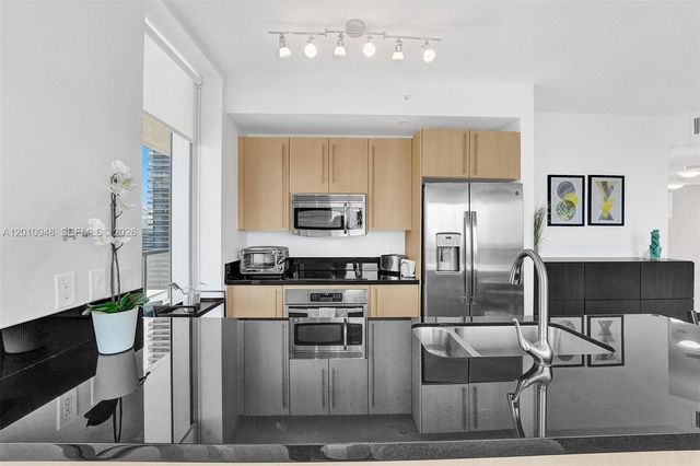 1111 SW 1st Ave 2325-N, Miami, FL 33130