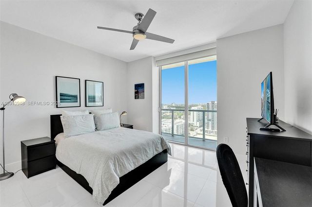 1111 SW 1st Ave 2325-N, Miami, FL 33130