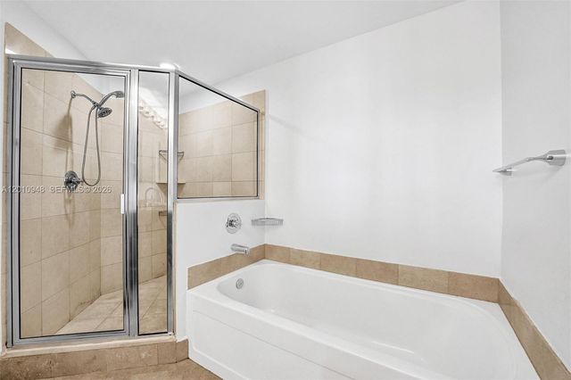 1111 SW 1st Ave 2325-N, Miami, FL 33130