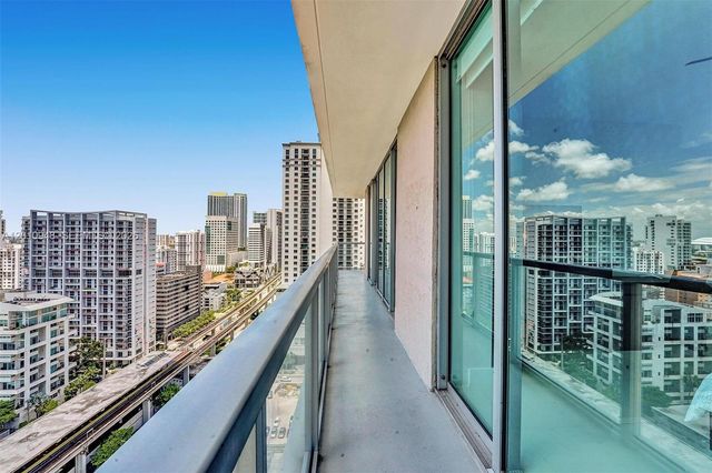 1111 SW 1st Ave 2325-N, Miami, FL 33130