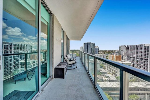 1111 SW 1st Ave 2325-N, Miami, FL 33130
