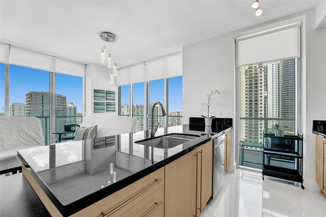 1111 SW 1st Ave 2325-N, Miami, FL 33130