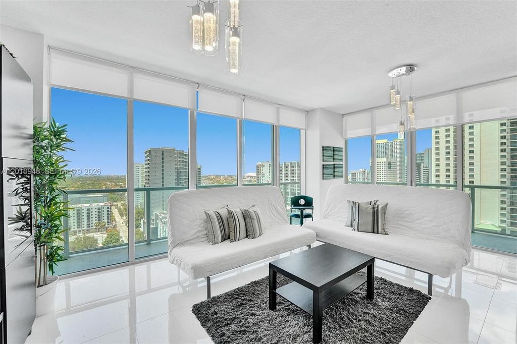 1111 SW 1st Ave 2325-N, Miami, FL 33130