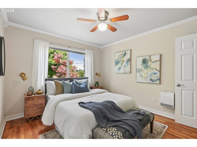 8567 N BURR Ave, Portland, OR 97203