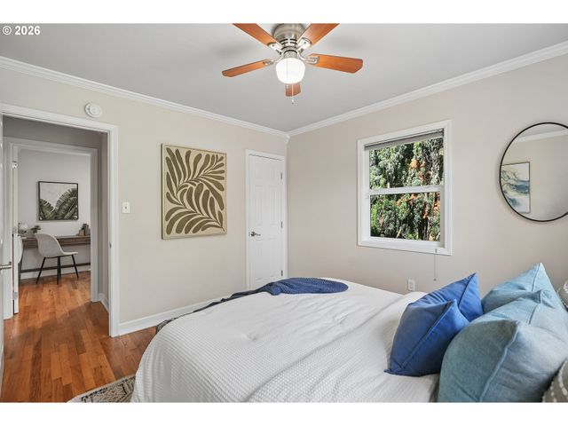 8567 N BURR Ave, Portland, OR 97203
