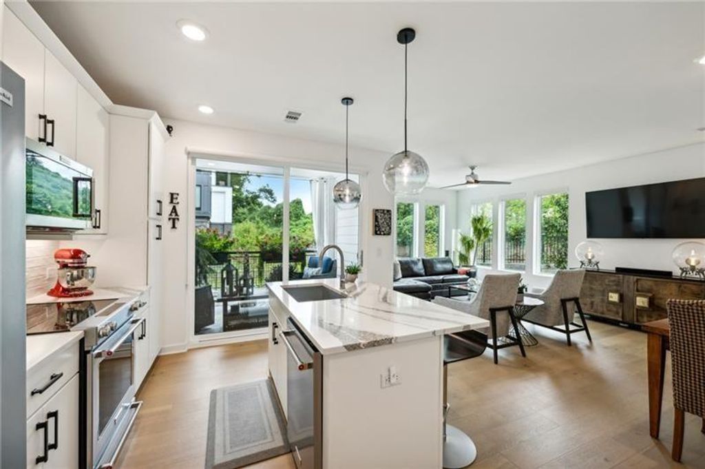 403 Pratt SE Drive 1009, Atlanta, GA 30315