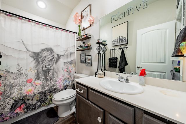 132 Oak springs Loop, Mabank, TX 75147