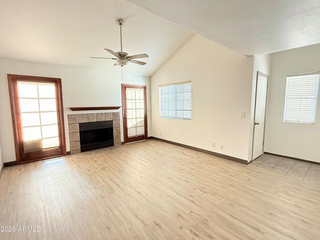 1222 W Baseline Road 164, Tempe, AZ 85283