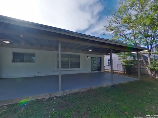 5015 Walt Schirra, Kirby, TX 78219