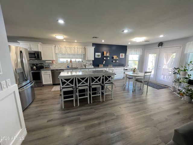 11404 E RENATA Avenue, Mesa, AZ 85212
