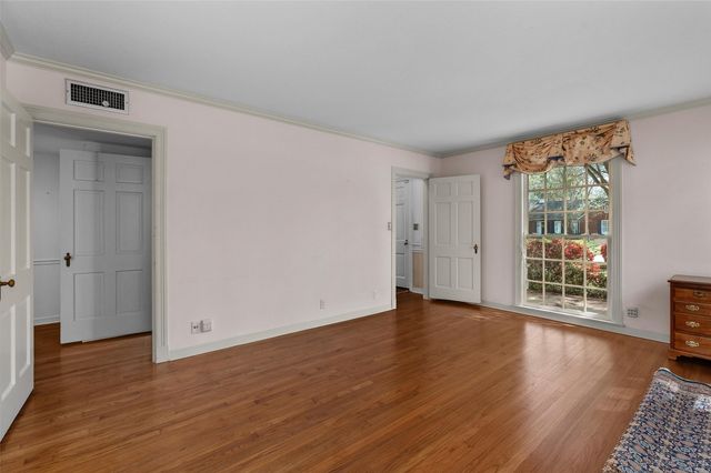 3842 Creswell Avenue, Shreveport, LA 71106