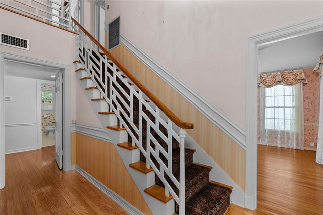 3842 Creswell Avenue, Shreveport, LA 71106