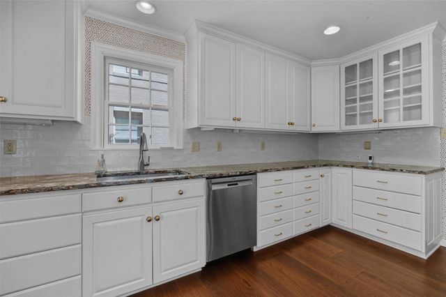 3842 Creswell Avenue, Shreveport, LA 71106