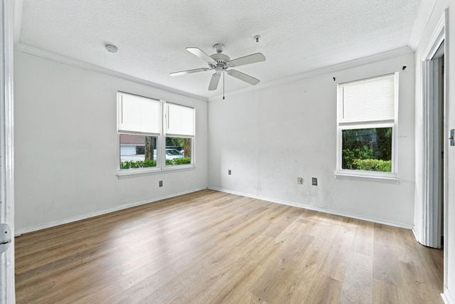 2303 N CONGRESS Avenue 11, Boynton Beach, FL 33426