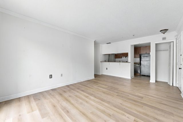 2303 N CONGRESS Avenue 11, Boynton Beach, FL 33426