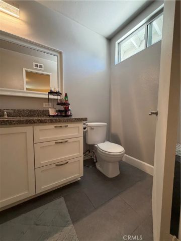 19231 Sherman Way 36, Los Angeles, CA 91335