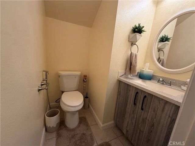 19231 Sherman Way 36, Los Angeles, CA 91335