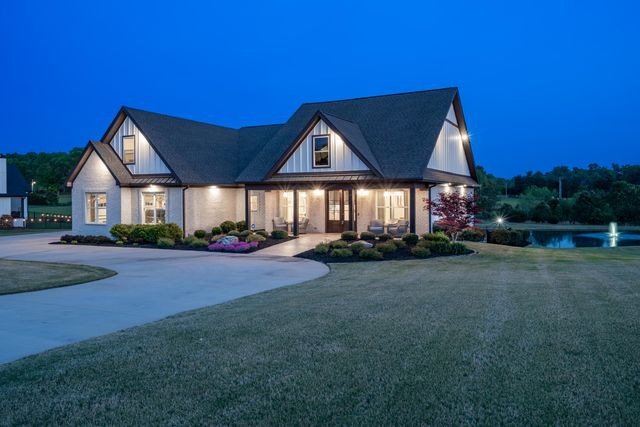138 Breckinridge Drive, Chickamauga, GA 30707