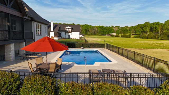 138 Breckinridge Drive, Chickamauga, GA 30707