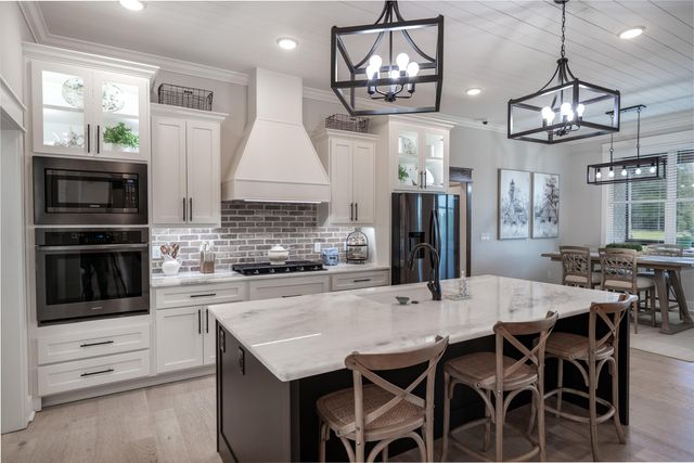 138 Breckinridge Drive, Chickamauga, GA 30707