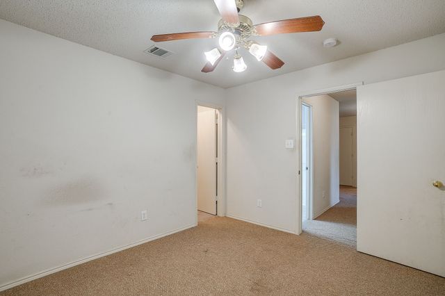 131 Independence Avenue, Venus, TX 76084