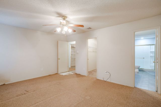 131 Independence Avenue, Venus, TX 76084