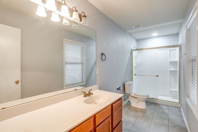 131 Independence Avenue, Venus, TX 76084