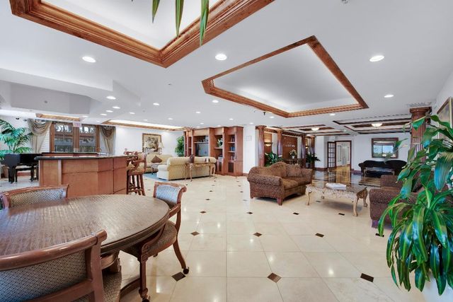 1805 N Flagler Drive 305, West Palm Beach, FL 33407